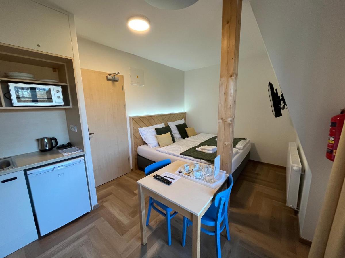 Hotel Edvard Frenstat pod Radhostem Exterior photo